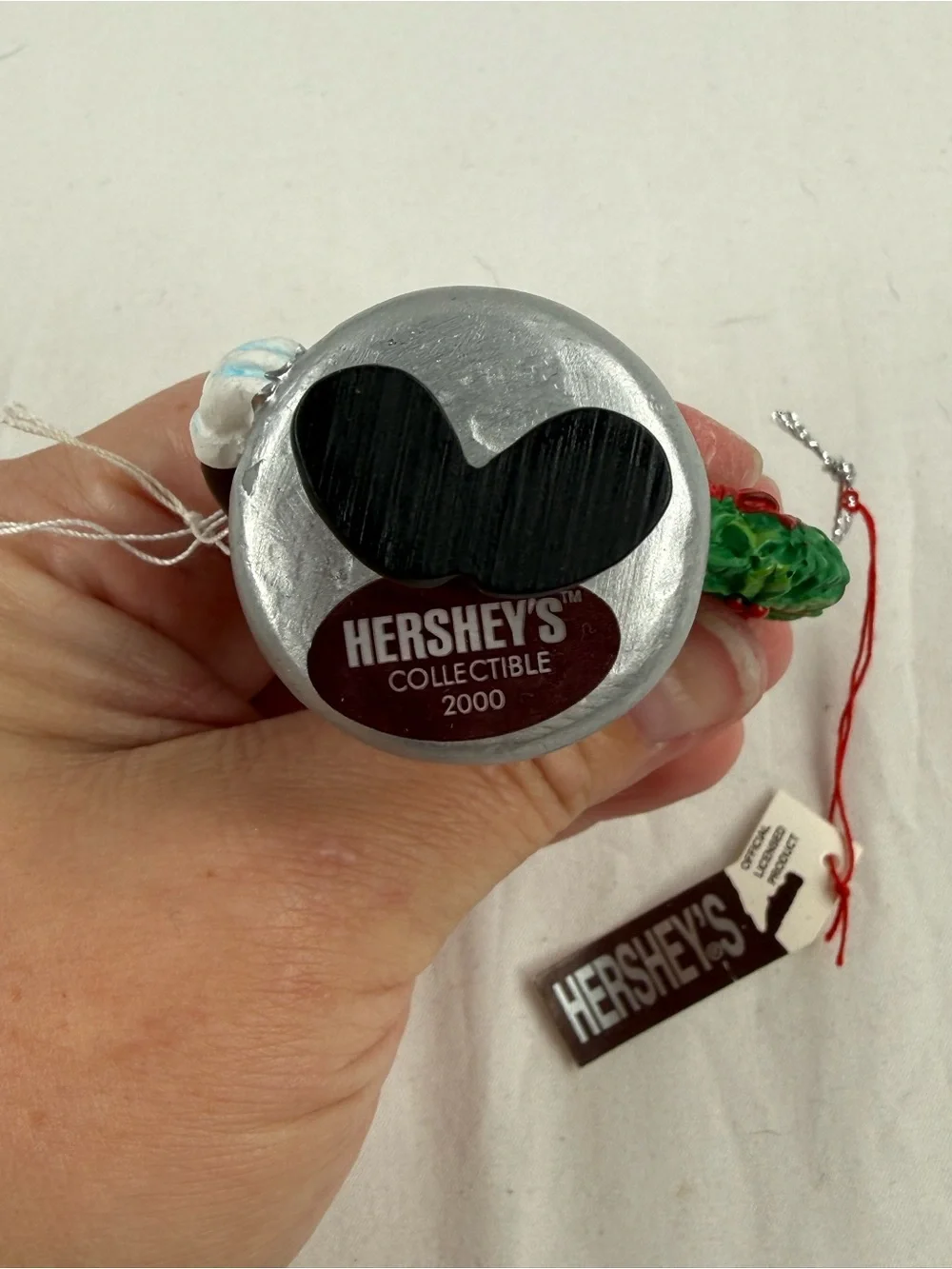 Vintage 2000 Limited Edition Hershey's Silver Kiss Ornament with Green Wreath